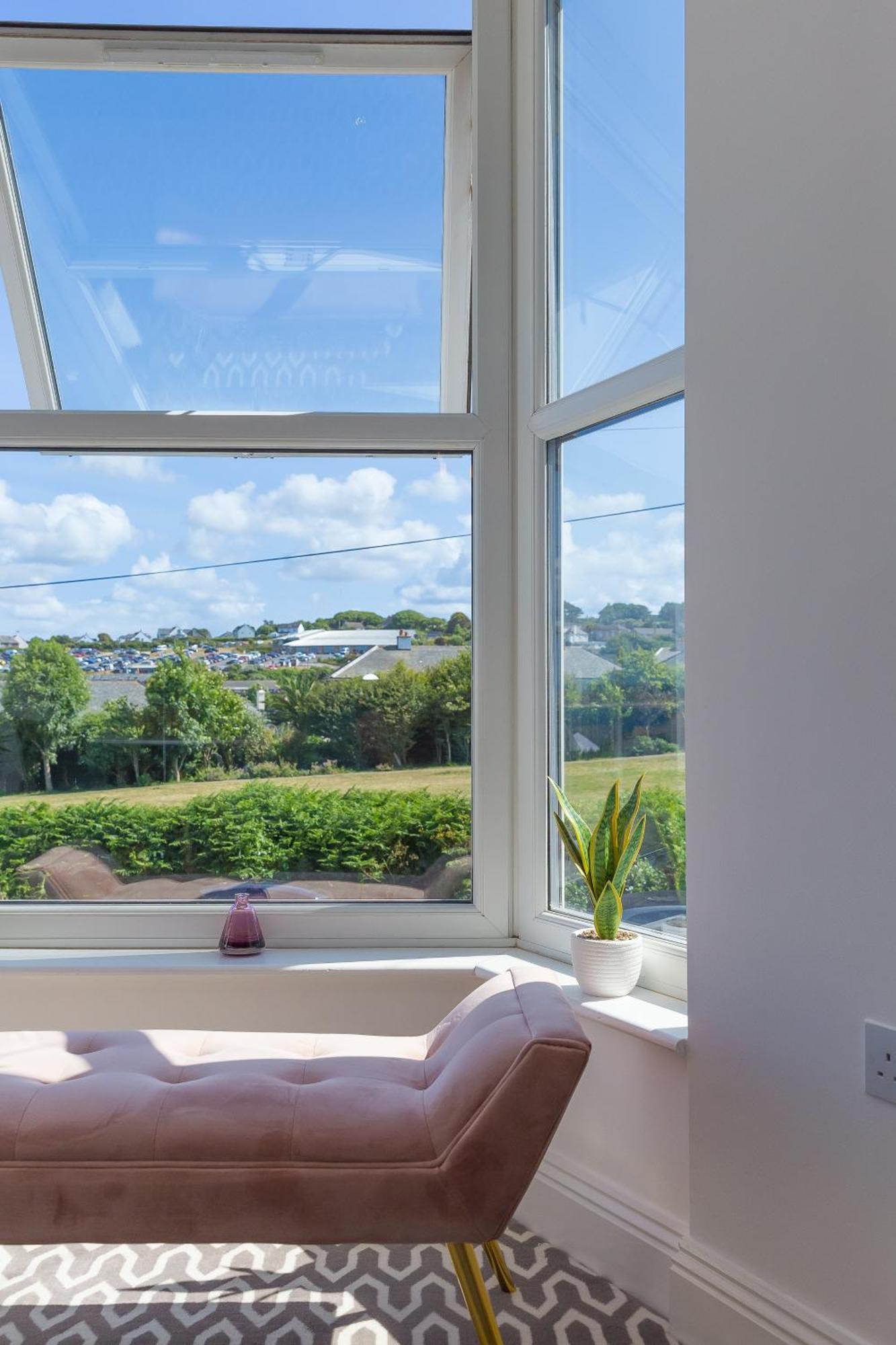 Seabreeze 3 - Seaview & Parking Leilighet St Ives Eksteriør bilde